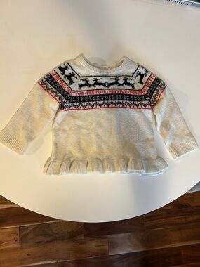 H&M girls Cream Festive Reindeer Sweater with Red & navy Accent size 2-4 years